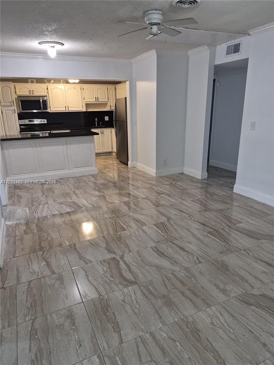 3035 NW 68th St # 12D, Fort Lauderdale, FL 33309 photo 2
