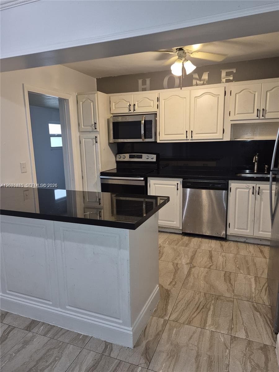 3035 NW 68th St # 12D, Fort Lauderdale, FL 33309 photo 3