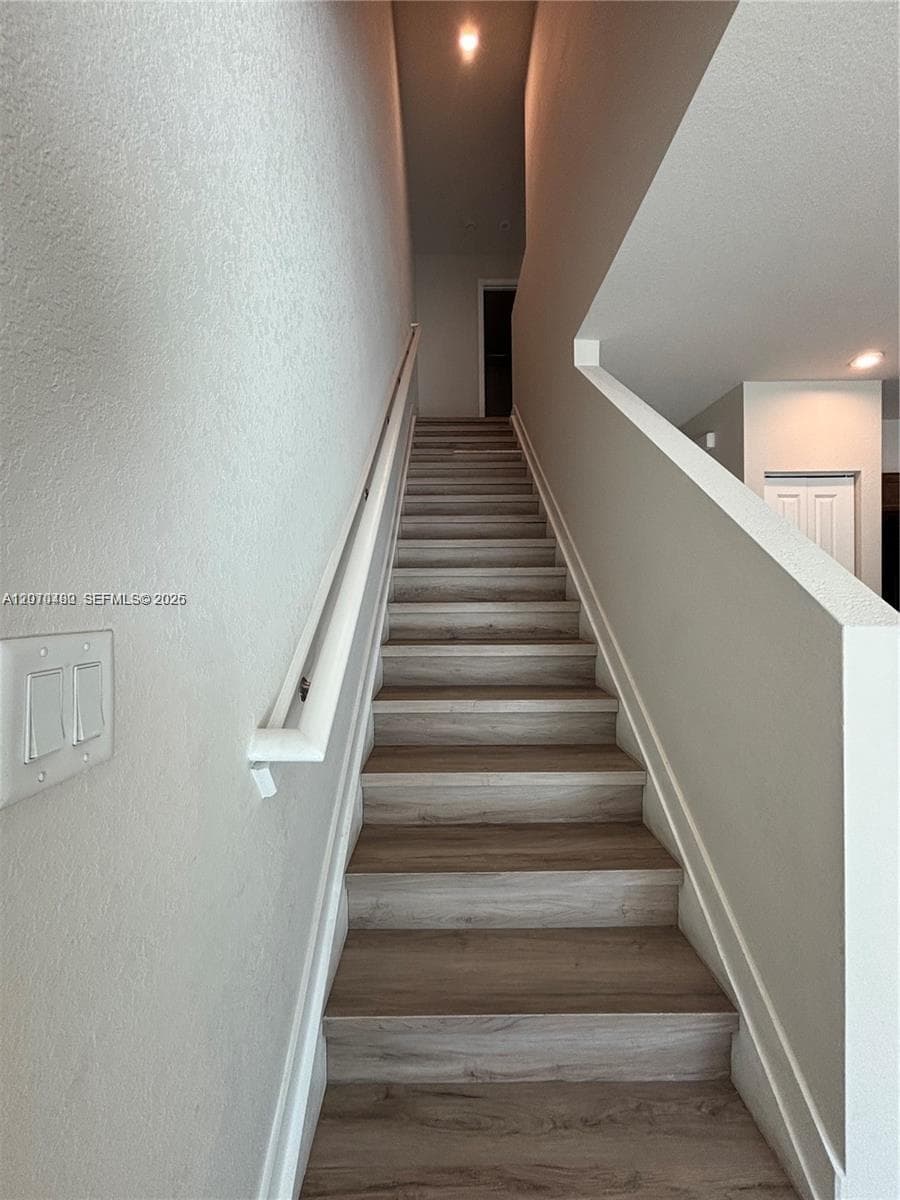 1021 NW 5th St, Florida City, FL 33034 photo 4