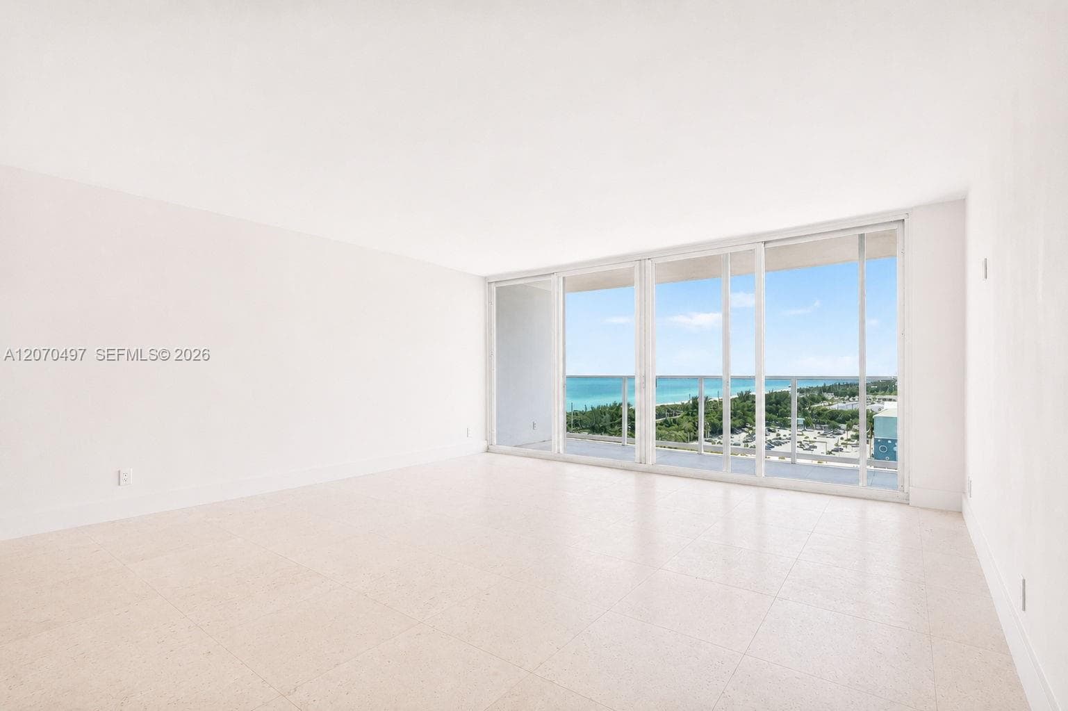 100 Bayview Dr # 1626, Sunny Isles Beach, FL 33160 photo 5