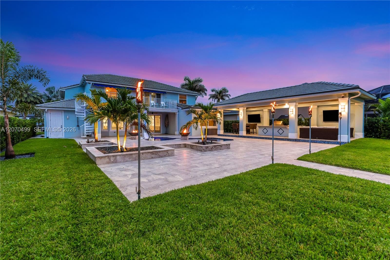 665 SW Yacht Basin Way, Stuart, FL 34997 photo 4