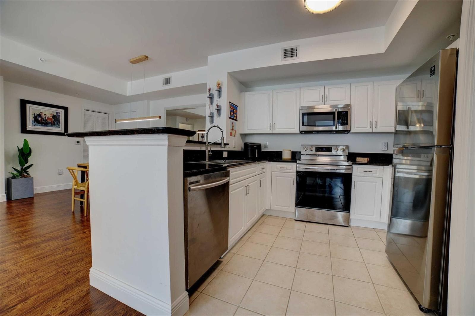 720 S Sapodilla Avenue # 413, West Palm Beach, FL 33401 photo 5
