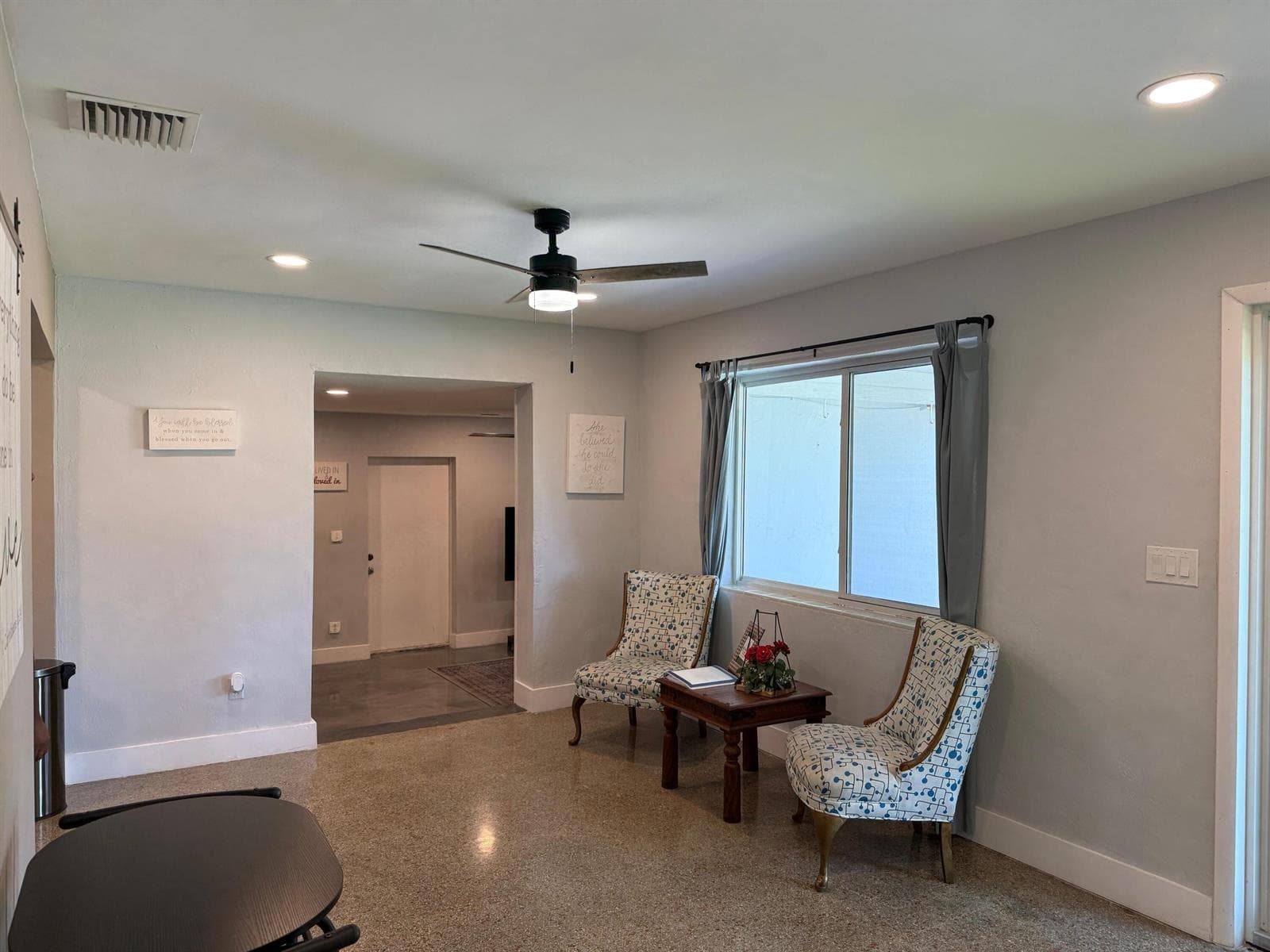 637 SW 2ND Street, Hallandale Beach, FL 33009 photo 5