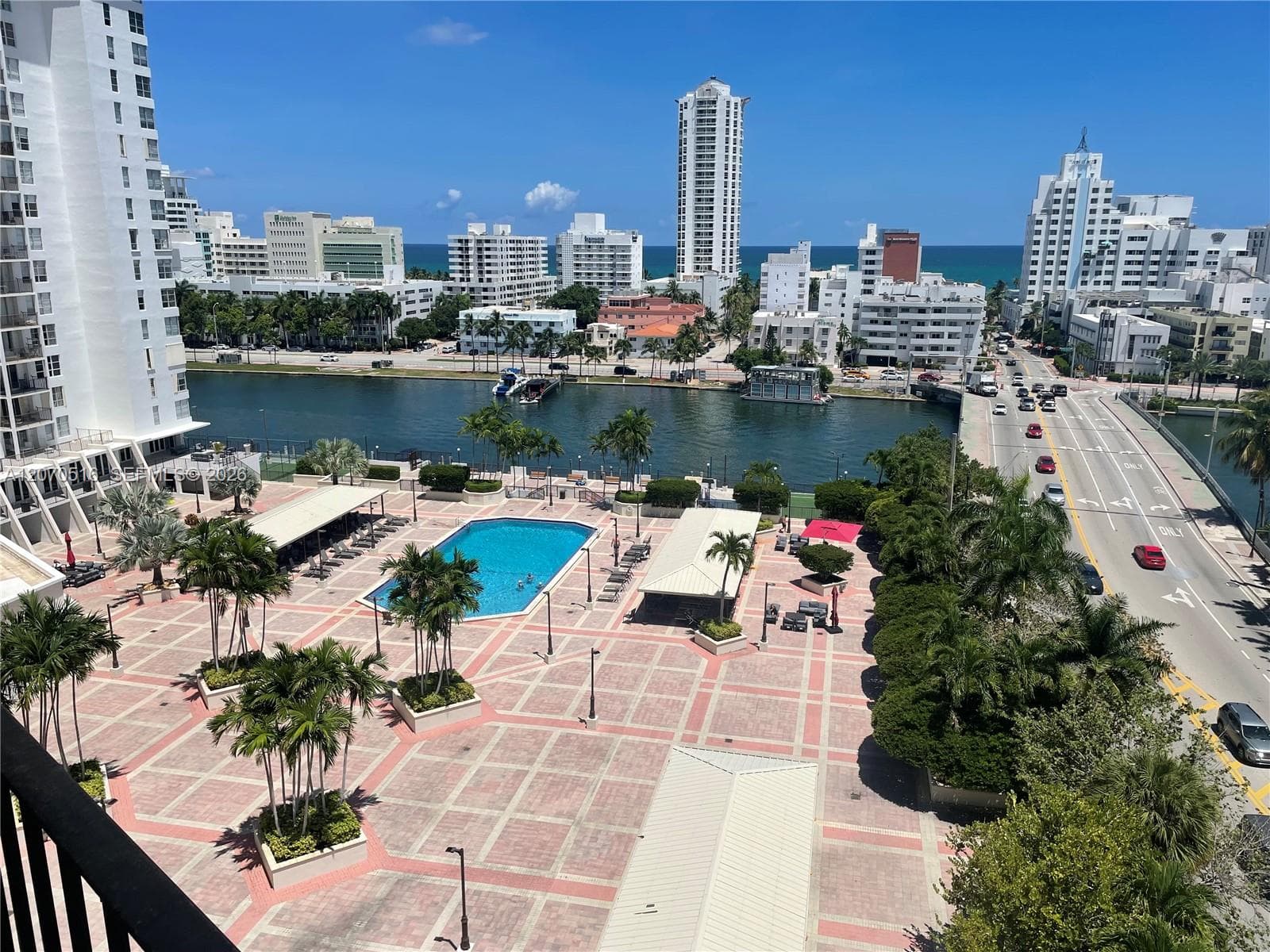 4101 Pine Tree Dr # 926,925, Miami Beach, FL 33140 photo 3