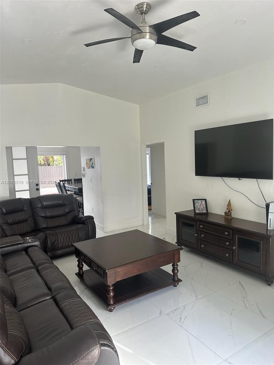 11818 SW 273rd Ln, Homestead, FL 33032 photo 2