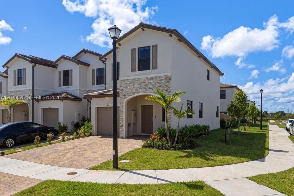 13332 SW 234th Ter, Homestead, FL 33032