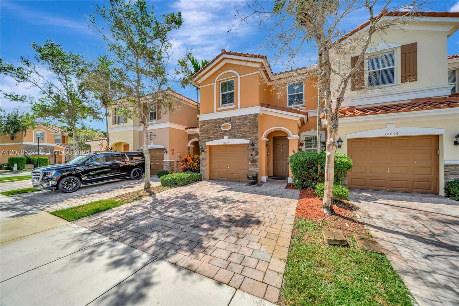 12434 NW Emerald Creek Mnr, Plantation, FL 33325 photo 2