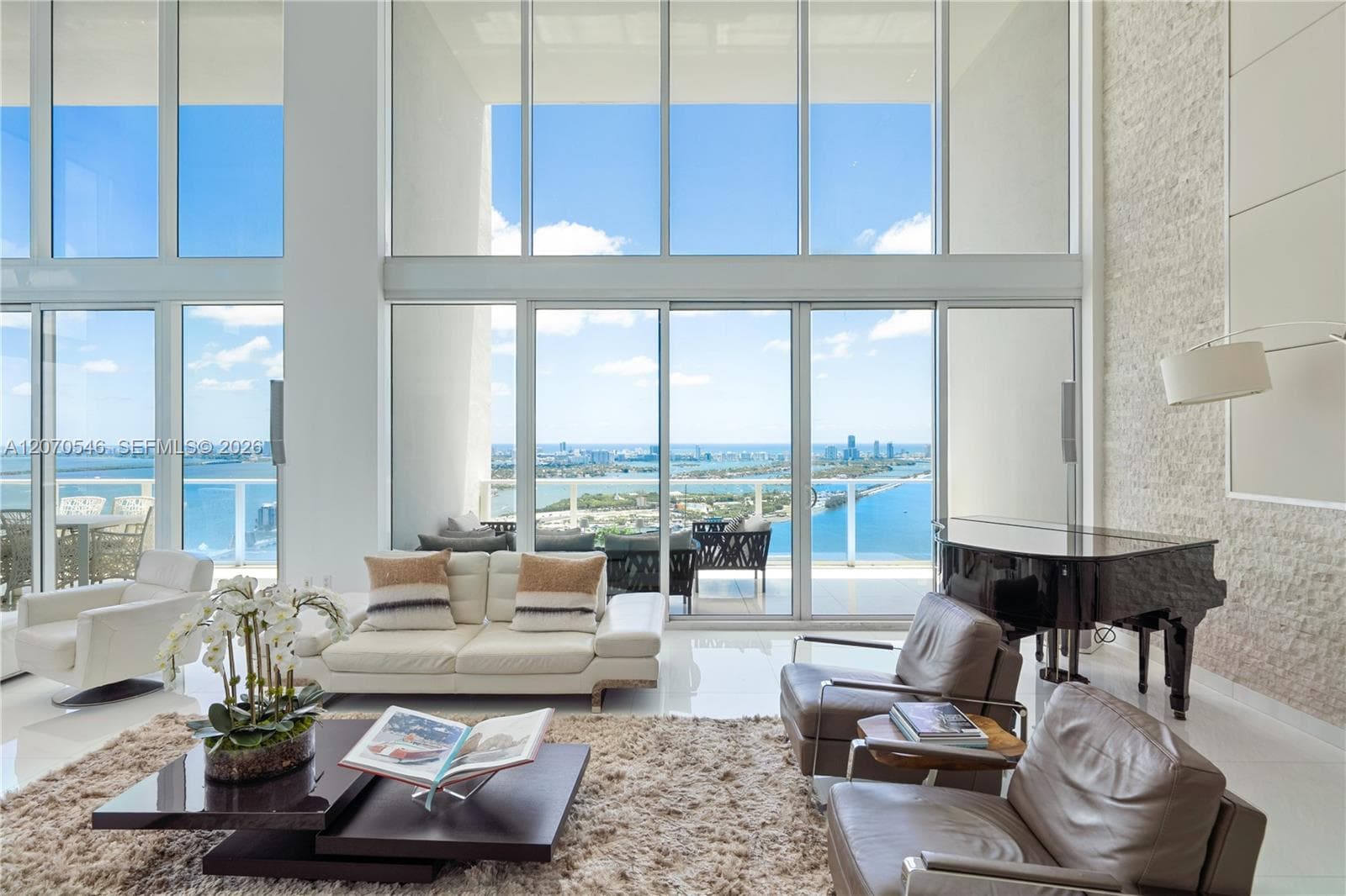 1040 Biscayne Blvd # 4403, Miami, FL 33132 photo 5