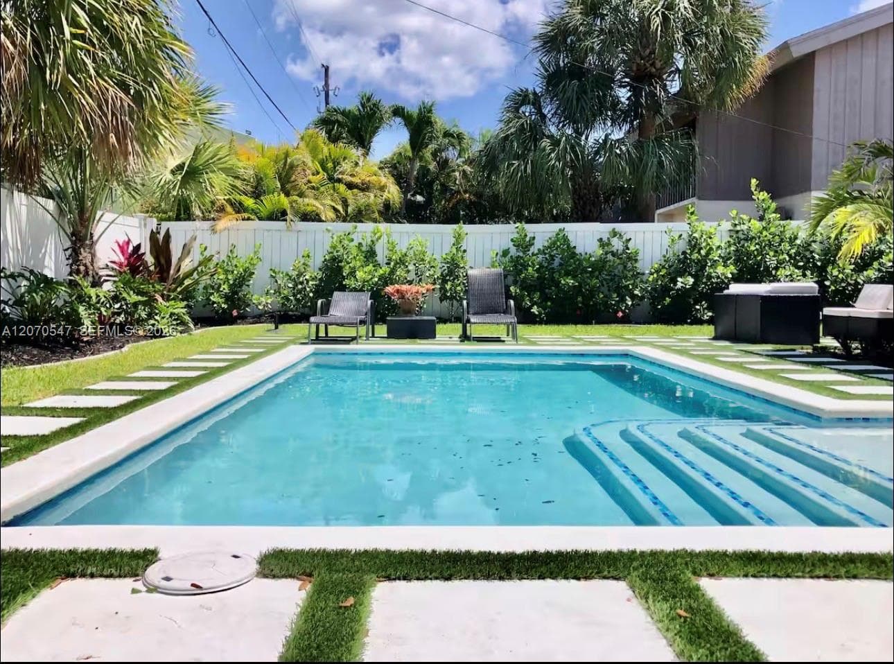 1501 NE 24th St # 1, Wilton Manors, FL 33305 photo 4