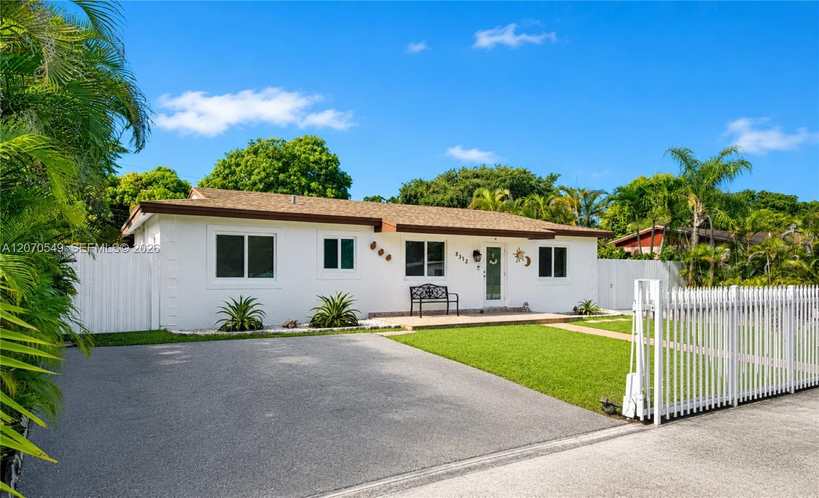 3312 NW 182nd St, Miami Gardens, FL 33056
