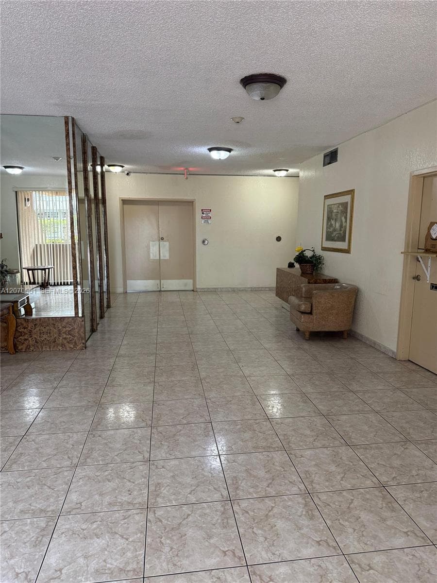 16751 NE 9th Ave # 211, North Miami Beach, FL 33162 photo 2