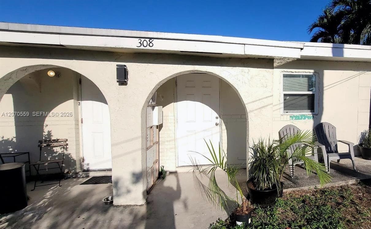 308 NW 2nd Ave # S, Deerfield Beach, FL 33441