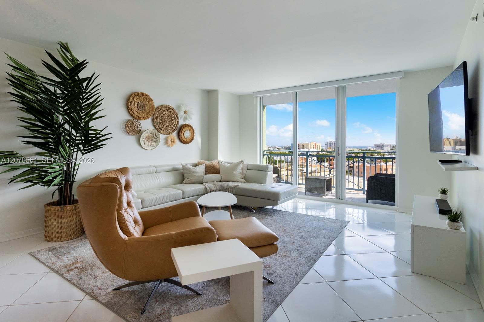 90 Alton Rd # 1005, Miami Beach, FL 33139 photo 2
