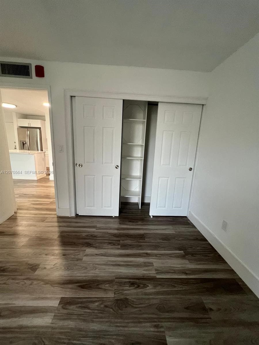 310 Fontainebleau Blvd # 204, Miami, FL 33172 photo 4