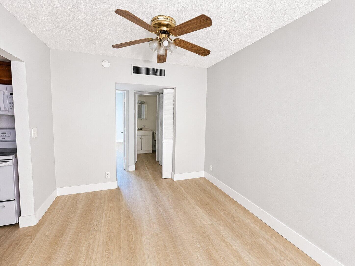 2201 NE 36TH Street # 102, Lighthouse Point, FL 33064 photo 3