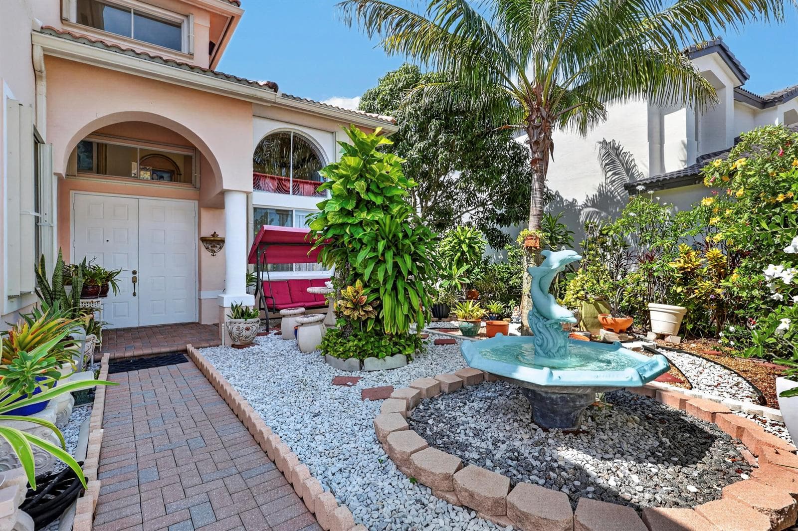 120 ISOLA Circle, Royal Palm Beach, FL 33411 photo 4