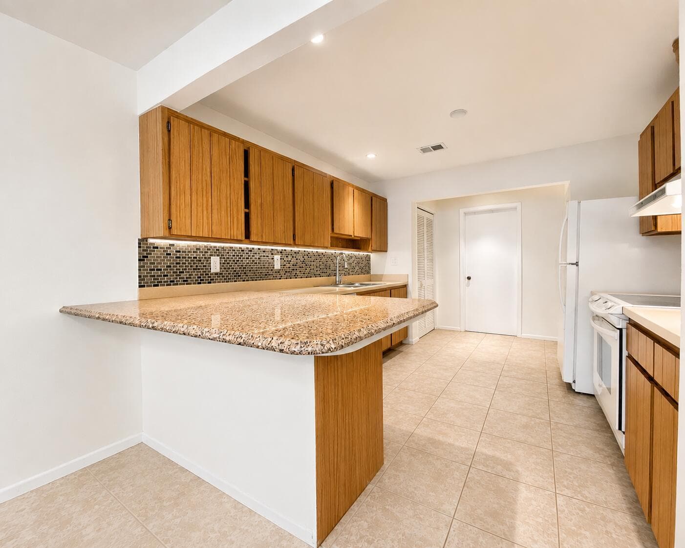 6171 ROGER Street, Jupiter, FL 33458 photo 3