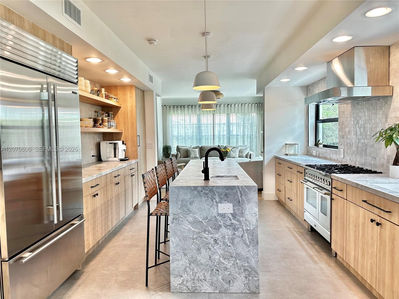 1320 Flamingo Way, Miami Beach, FL 33139 photo 2