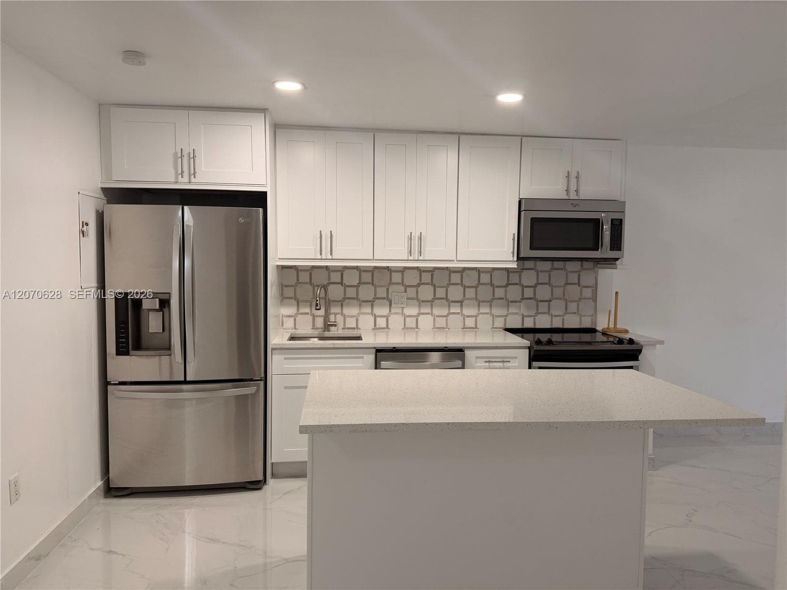 7000 NW 17th St # 320, Plantation, FL 33313 photo 3