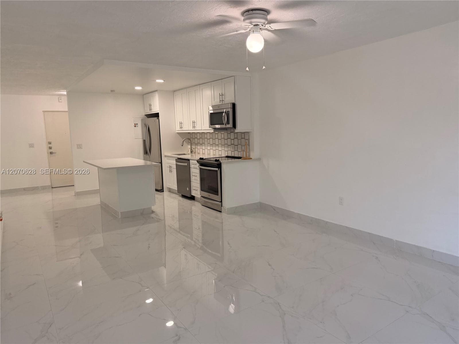 7000 NW 17th St # 320, Plantation, FL 33313 photo 5