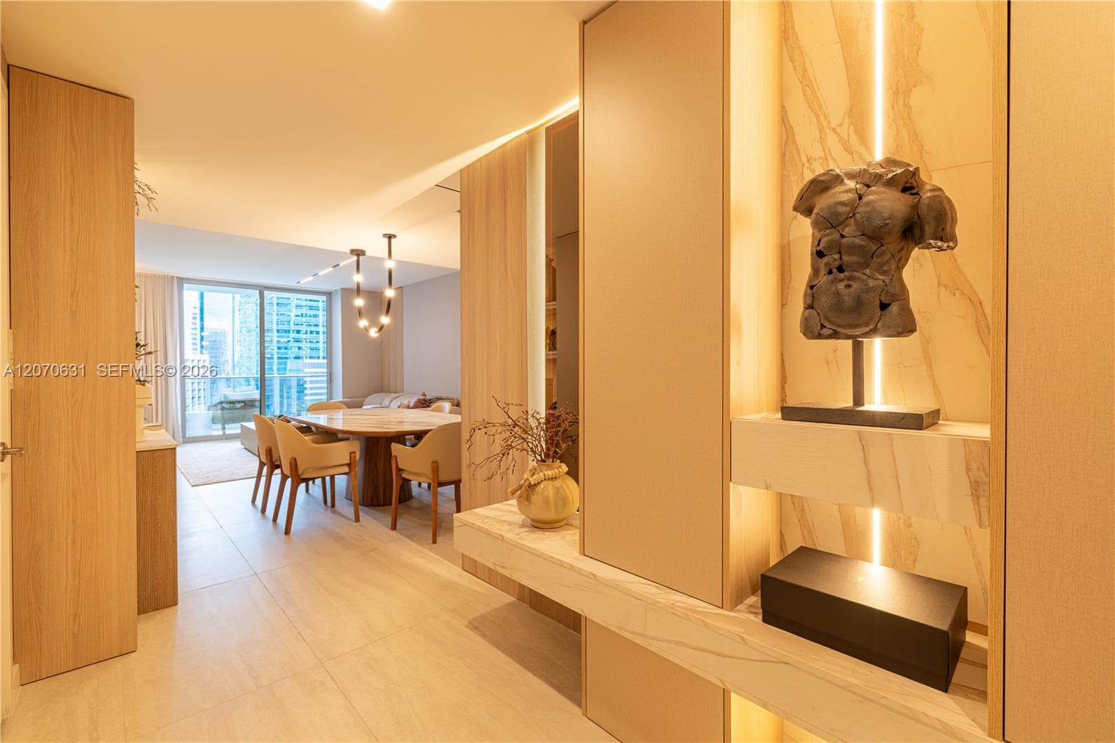 77 SE 5th ST # 2302, Miami, FL 33131 photo 5
