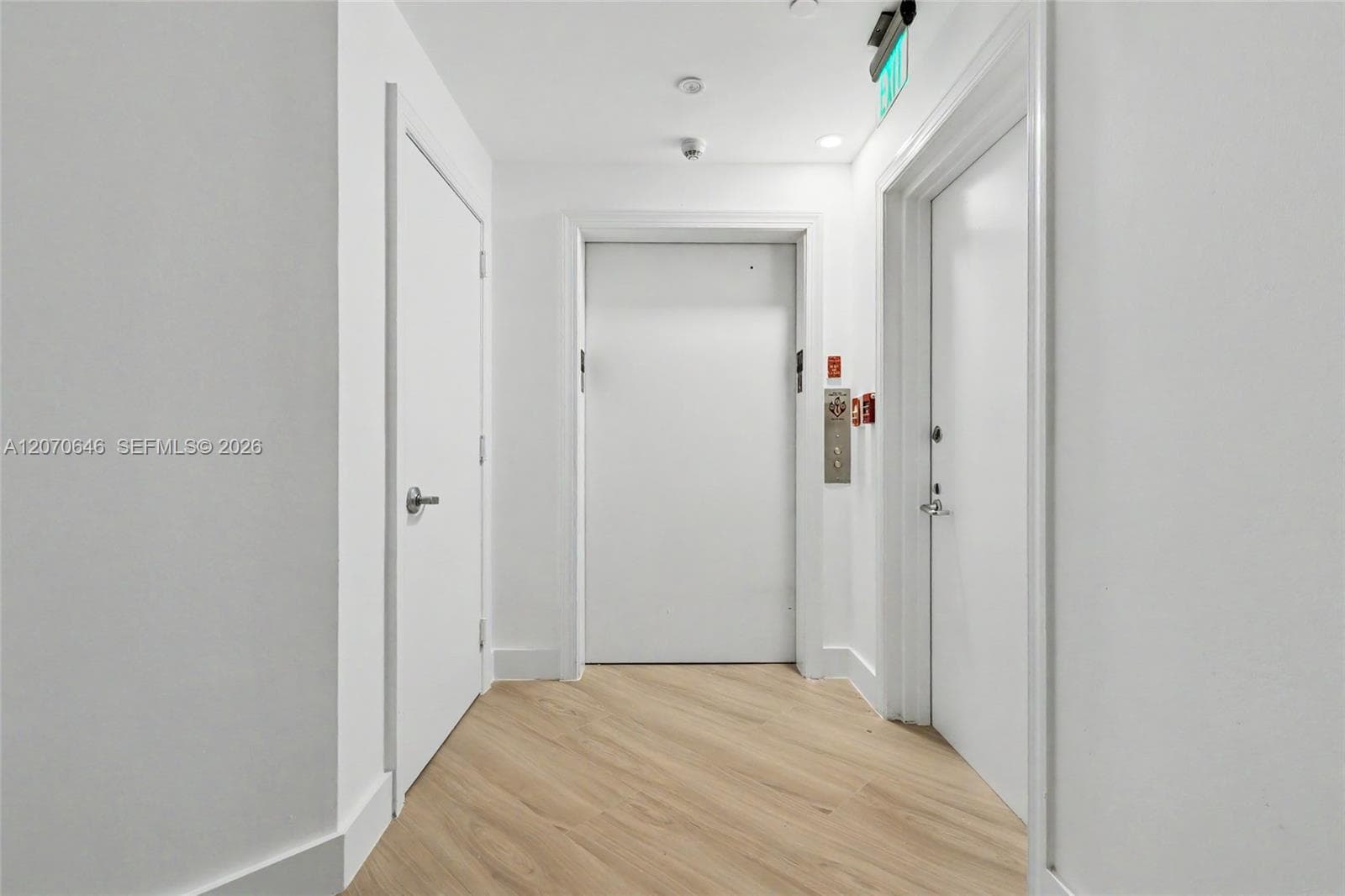 731 Crandon Blvd # 208, Key Biscayne, FL 33149 photo 2