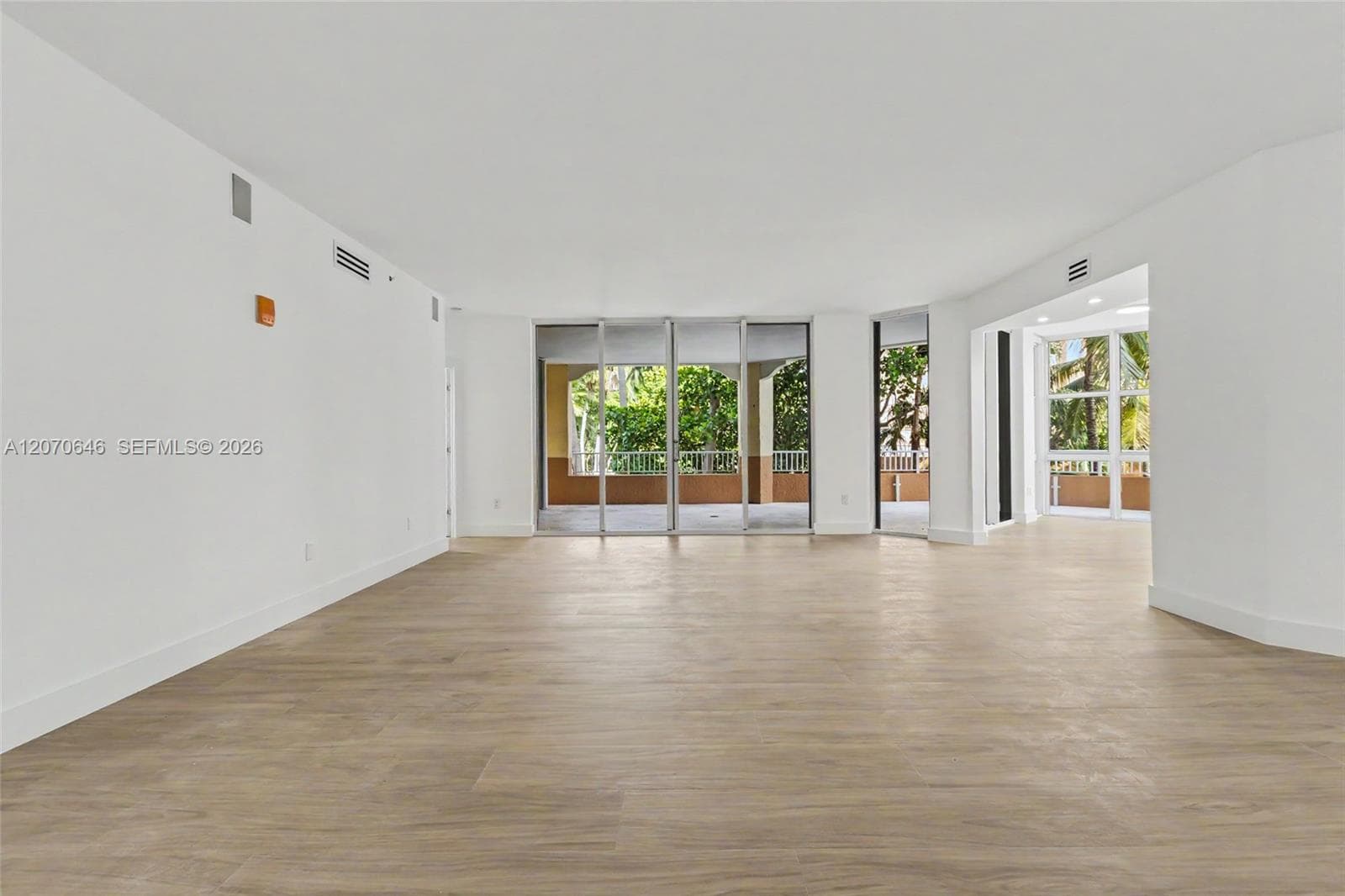 731 Crandon Blvd # 208, Key Biscayne, FL 33149 photo 4