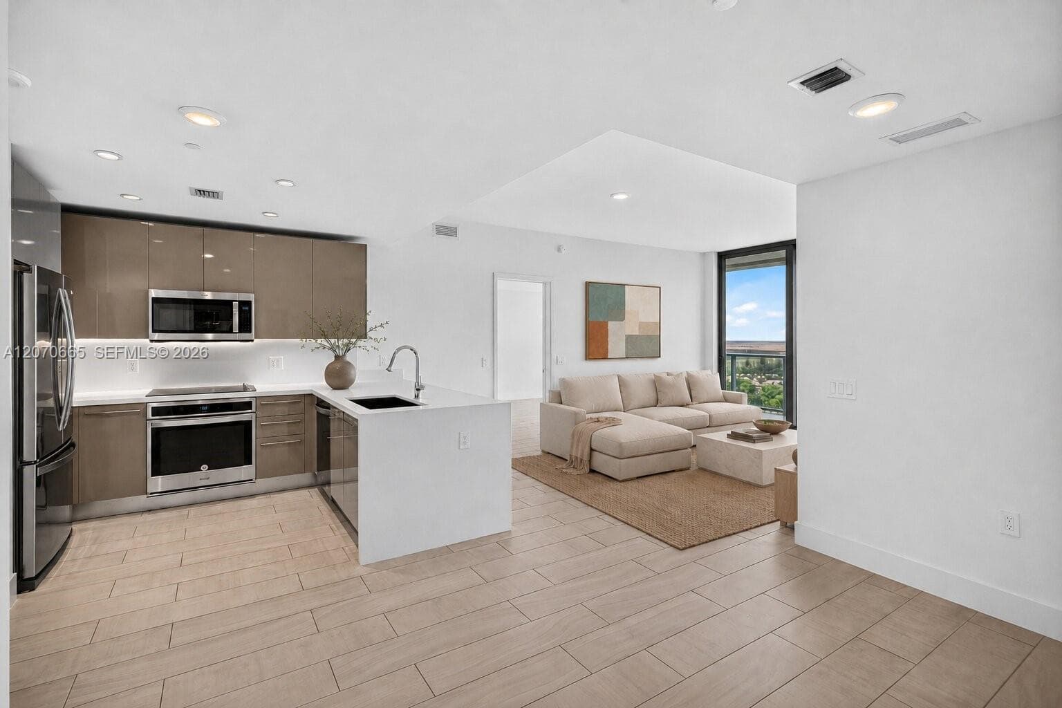 2000 Metropica Way # 2111, Sunrise, FL 33323 photo 3