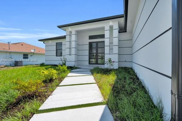 1413 NE 4Th Pl, Cape Coral, FL 33909 photo 2