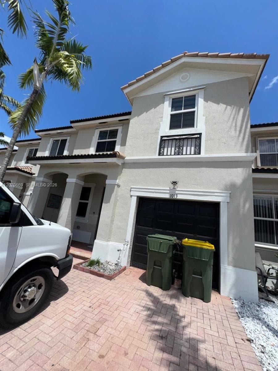 1013 NE 42nd Ave # 1013, Homestead, FL 33033 photo 2