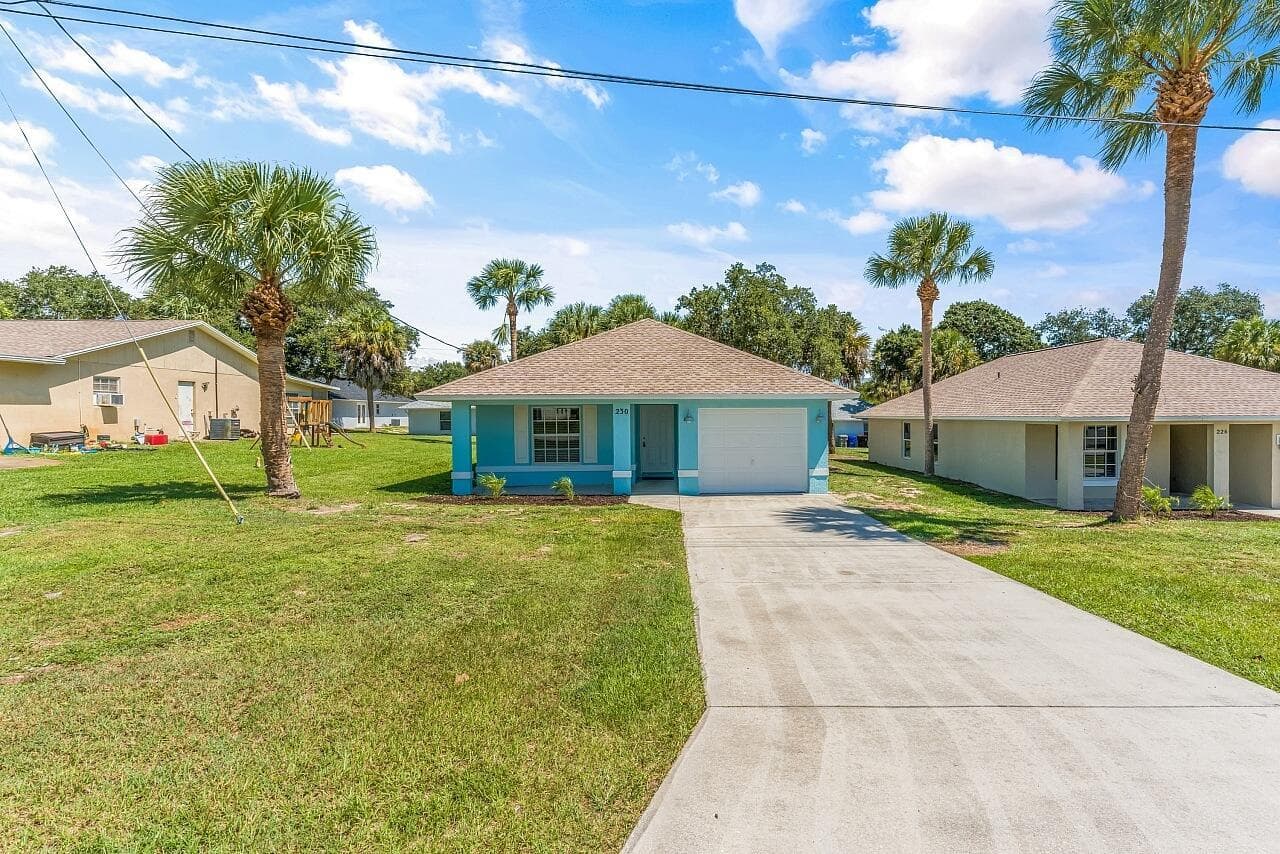 230 13th Street SW, Vero Beach, FL 32962