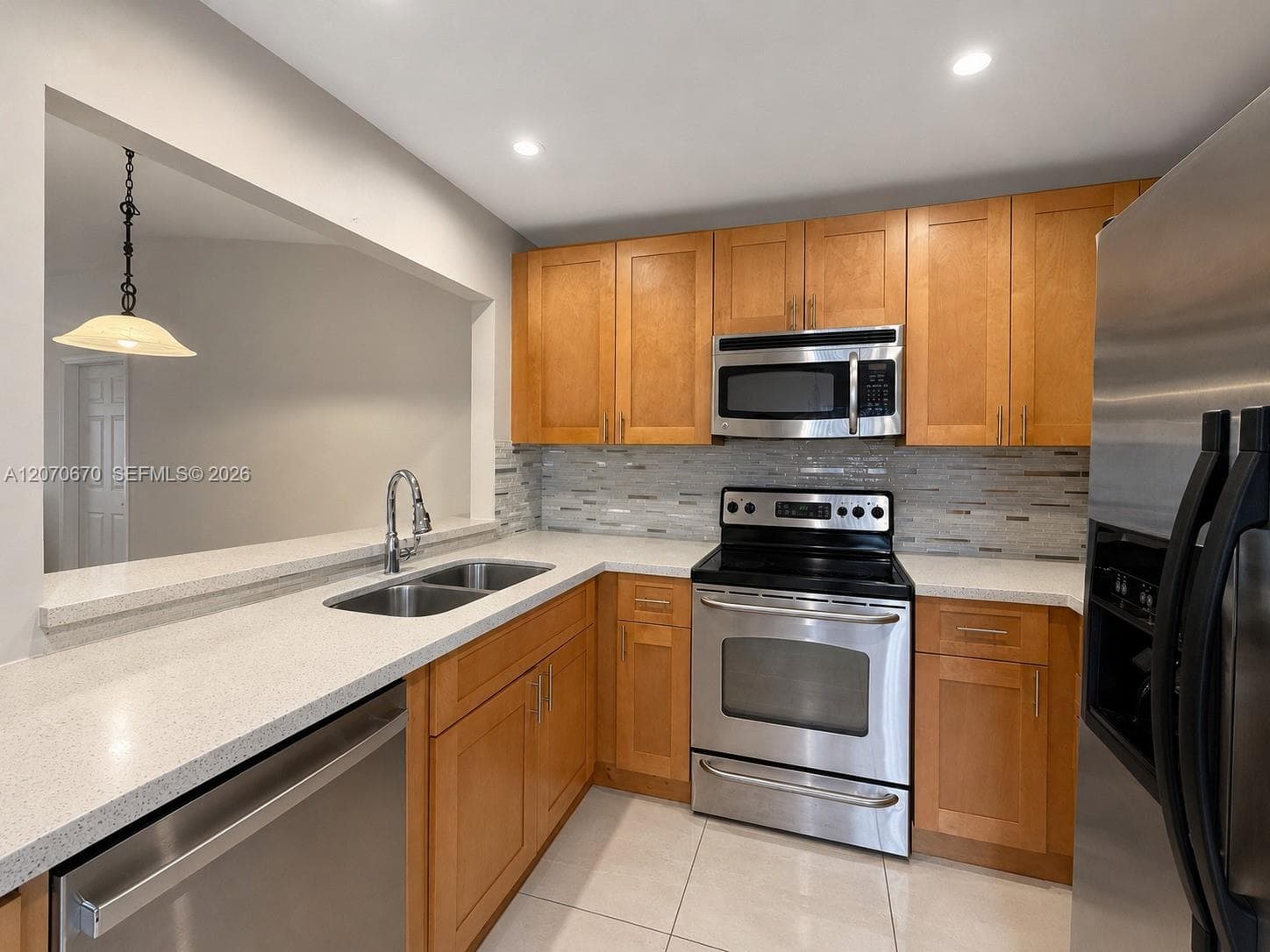 454 NE 210th Circle Ter # 202-7B, Miami, FL 33179