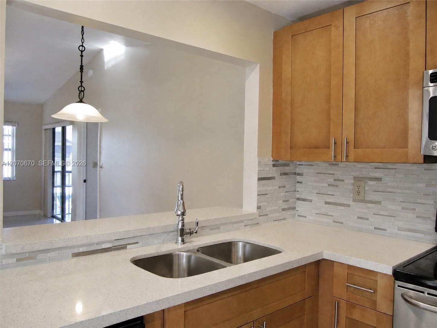 454 NE 210th Circle Ter # 202-7B, Miami, FL 33179 photo 4