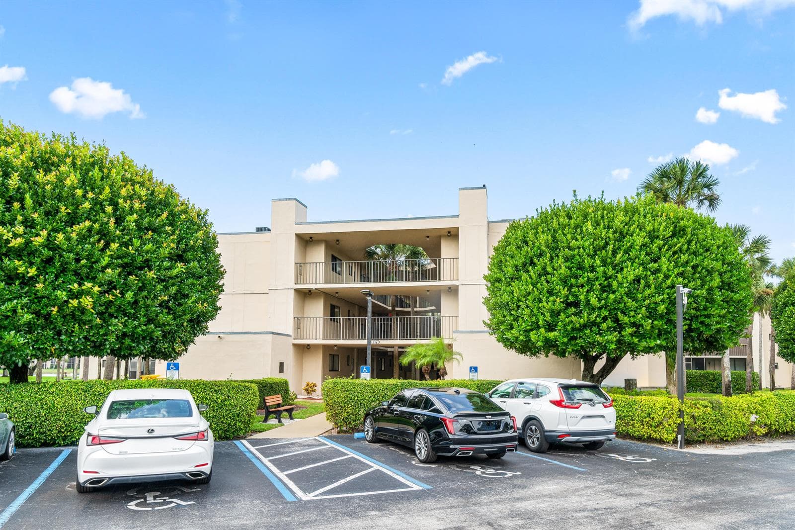 5370 LAS VERDES Circle # 209, Delray Beach, FL 33484 photo 2