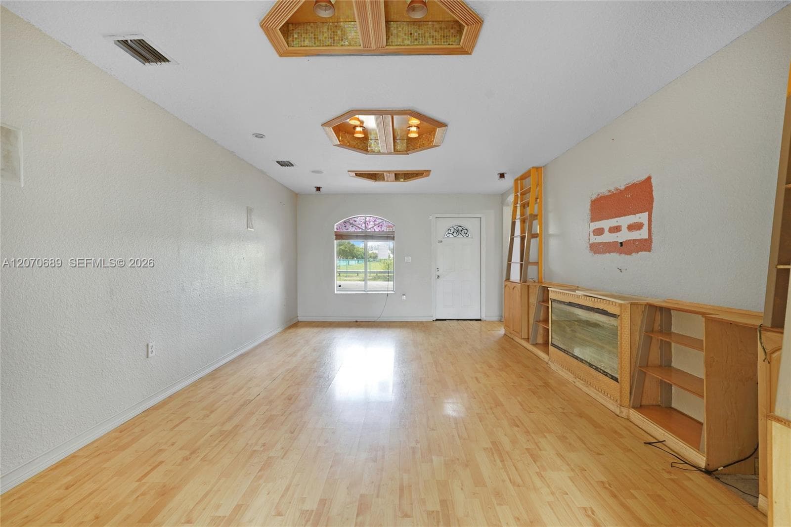 1714 NW 204th St, Miami Gardens, FL 33056 photo 2