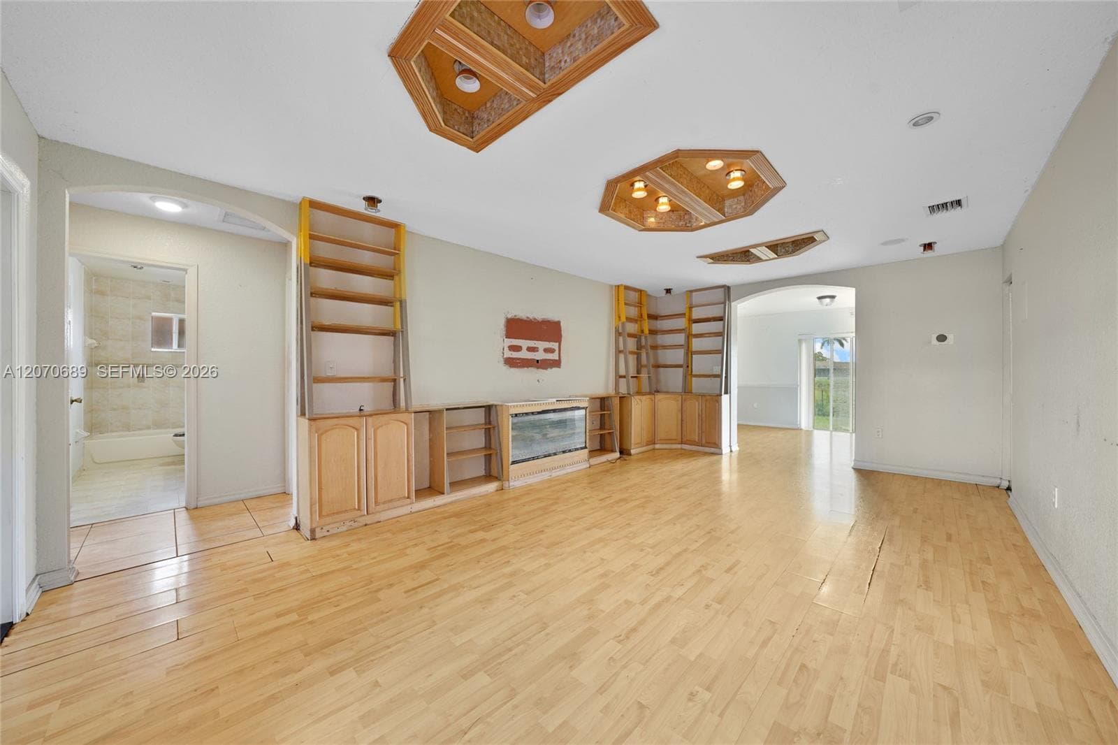 1714 NW 204th St, Miami Gardens, FL 33056 photo 3