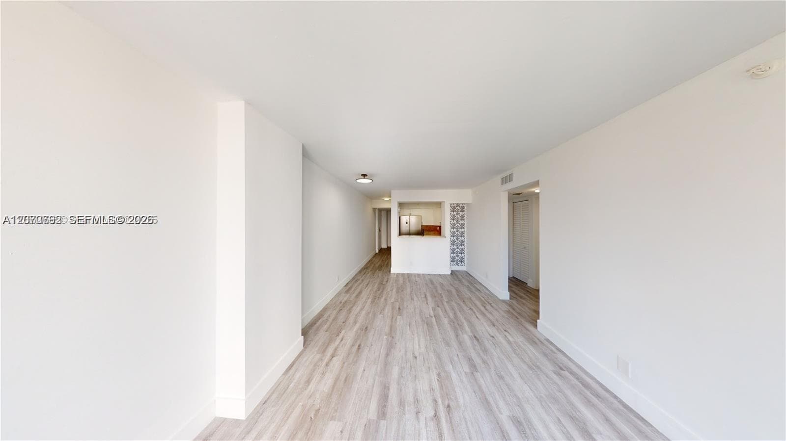 501 SW 1st St # 607, Miami, FL 33130 photo 5