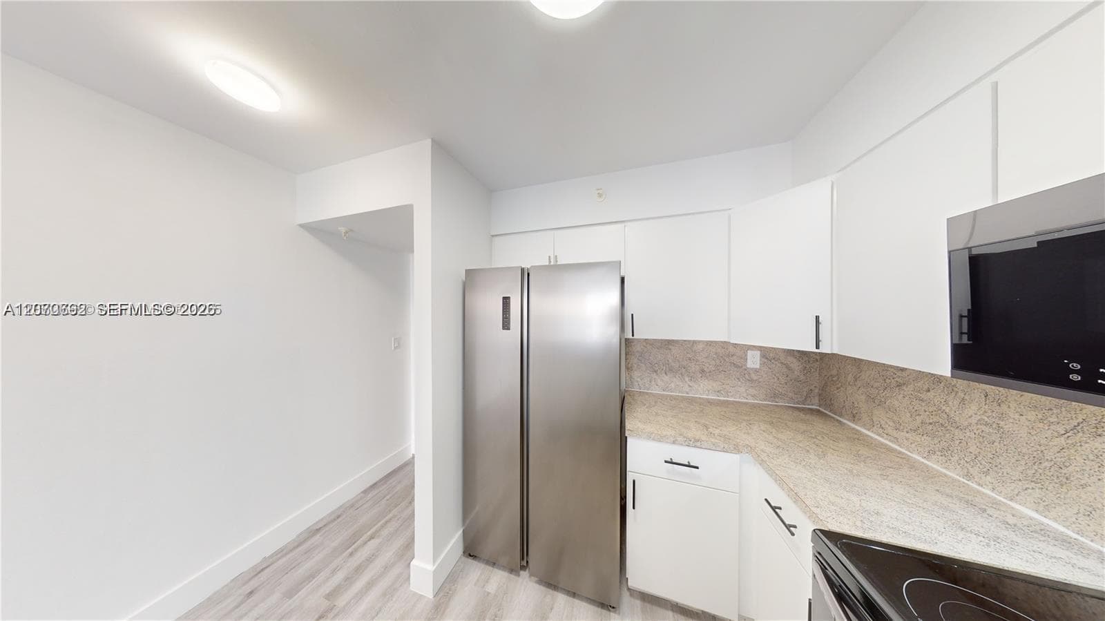 501 SW 1st St # 607, Miami, FL 33130 photo 4