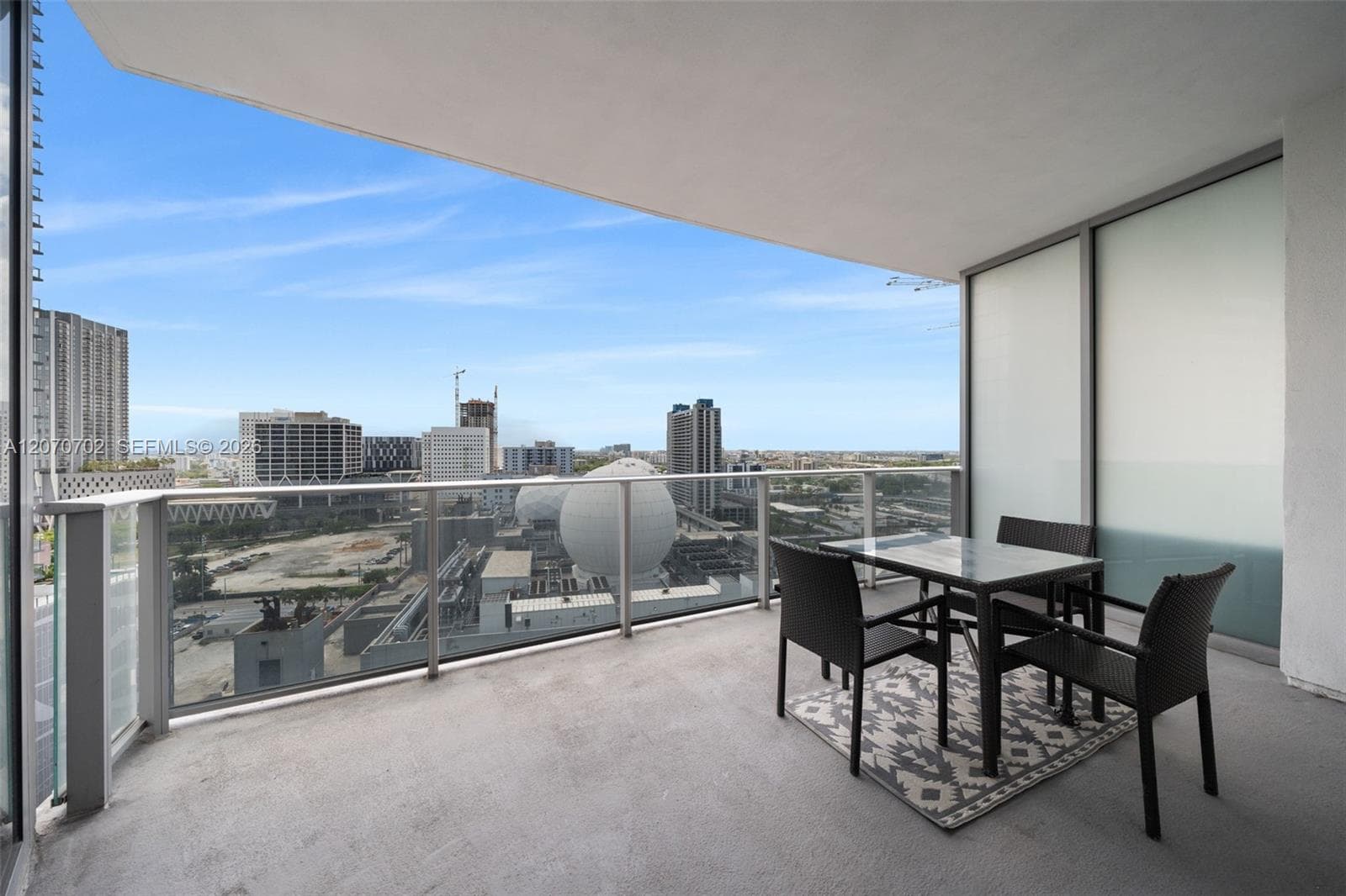 851 NE 1st Ave # 1610, Miami, FL 33132 photo 2