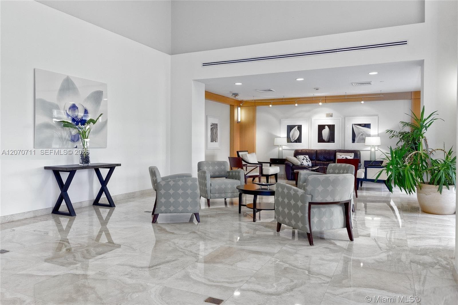 2080 S Ocean Dr # MPH09, Hallandale Beach, FL 33009 photo 2