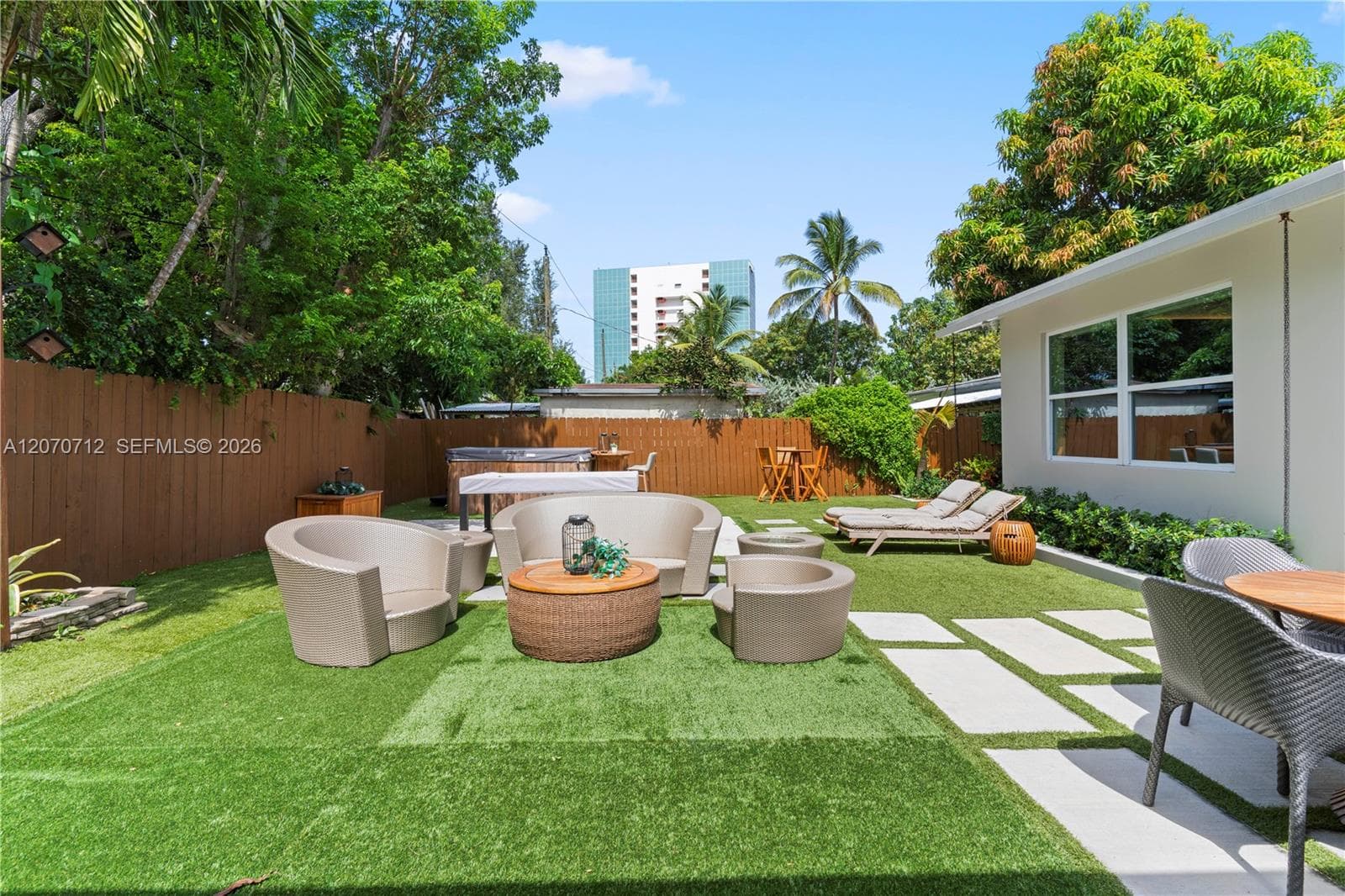 221 NE 44th St, Miami, FL 33137 photo 5
