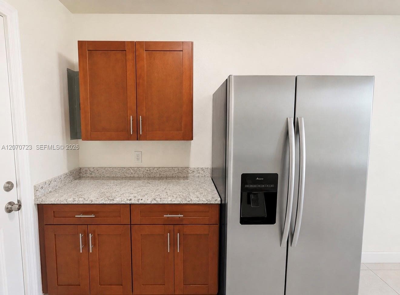 1041 NW 7th Ct, Hallandale Beach, FL 33009 photo 4