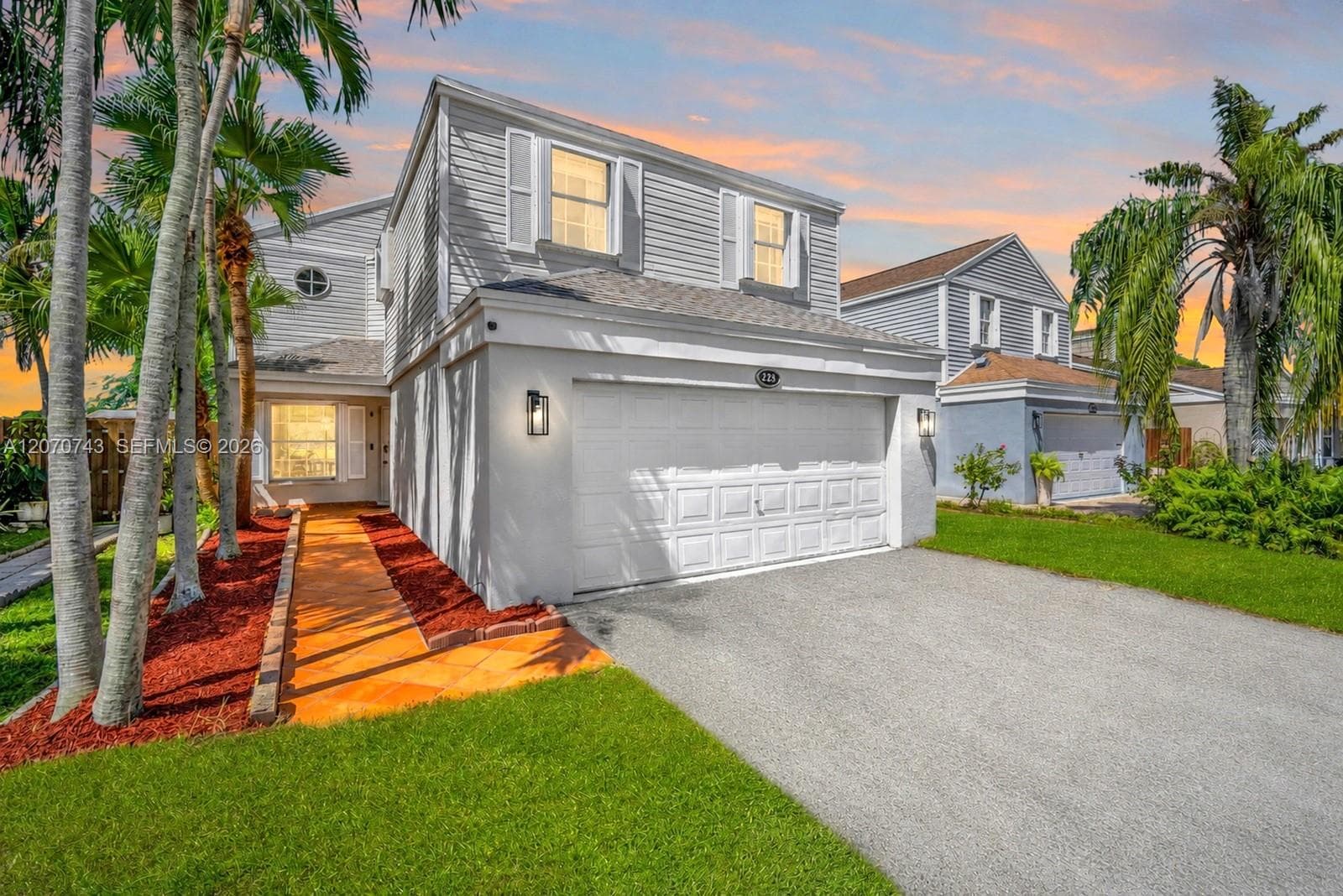 223 SW 159th Way, Sunrise, FL 33326 photo 2