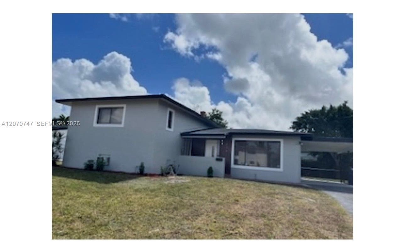1230 NE 200th Ter, Miami, FL 33179 photo 2
