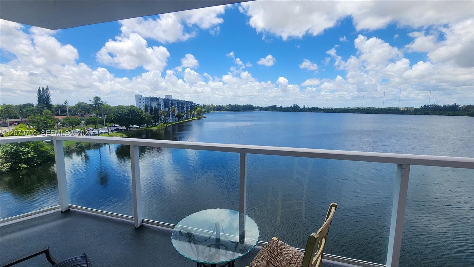 1301 NE Miami Gardens Dr # 505W, Miami, FL 33179 photo 2