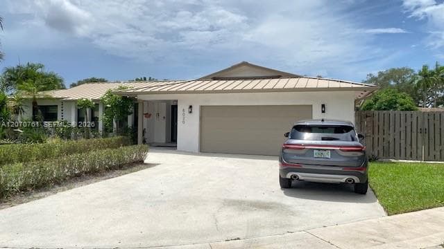 6020 SW 17th Ct, Plantation, FL 33317 photo 2