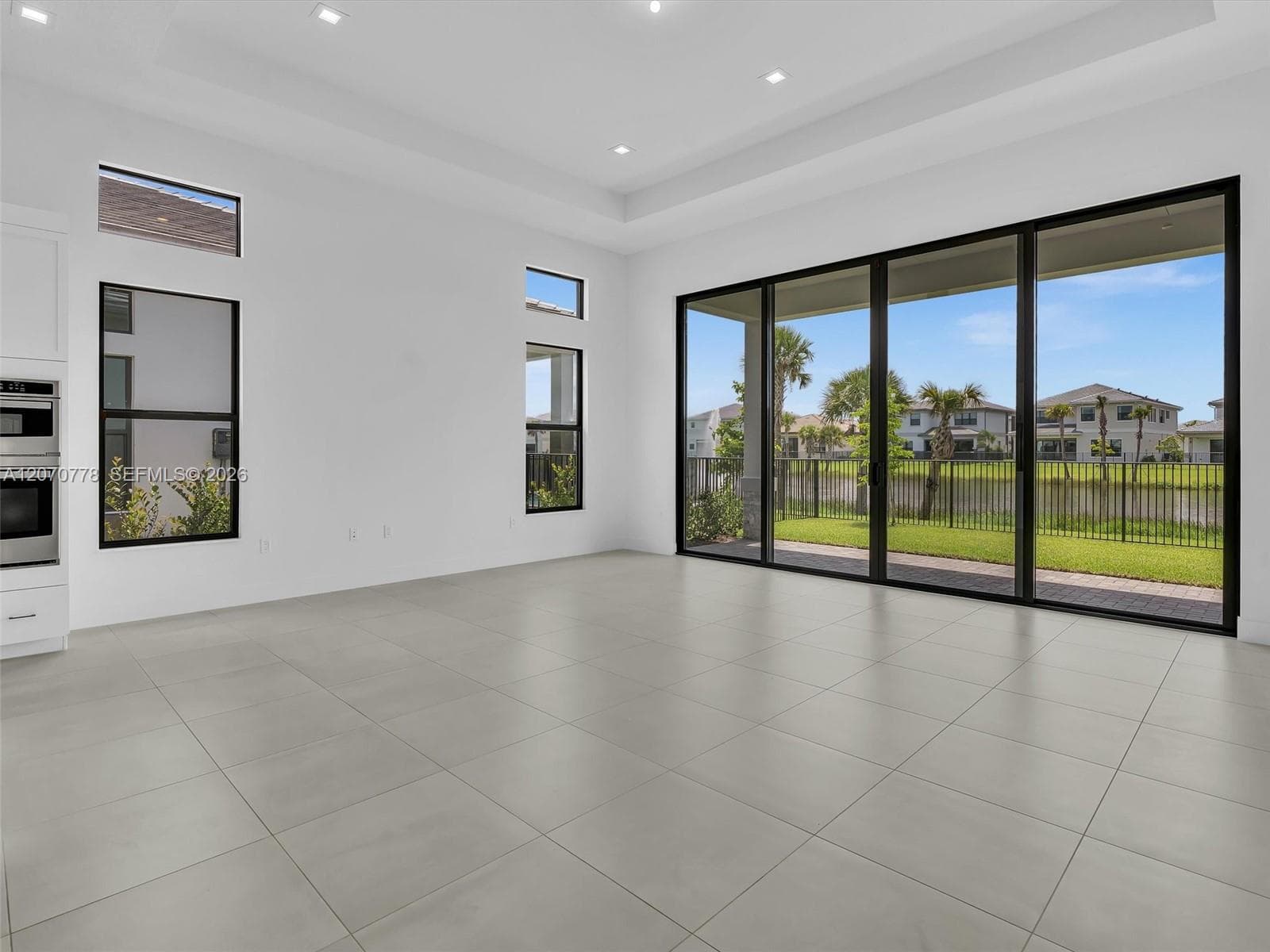 10032 Stockrun Dr, Palm Beach Gardens, FL 33412 photo 4