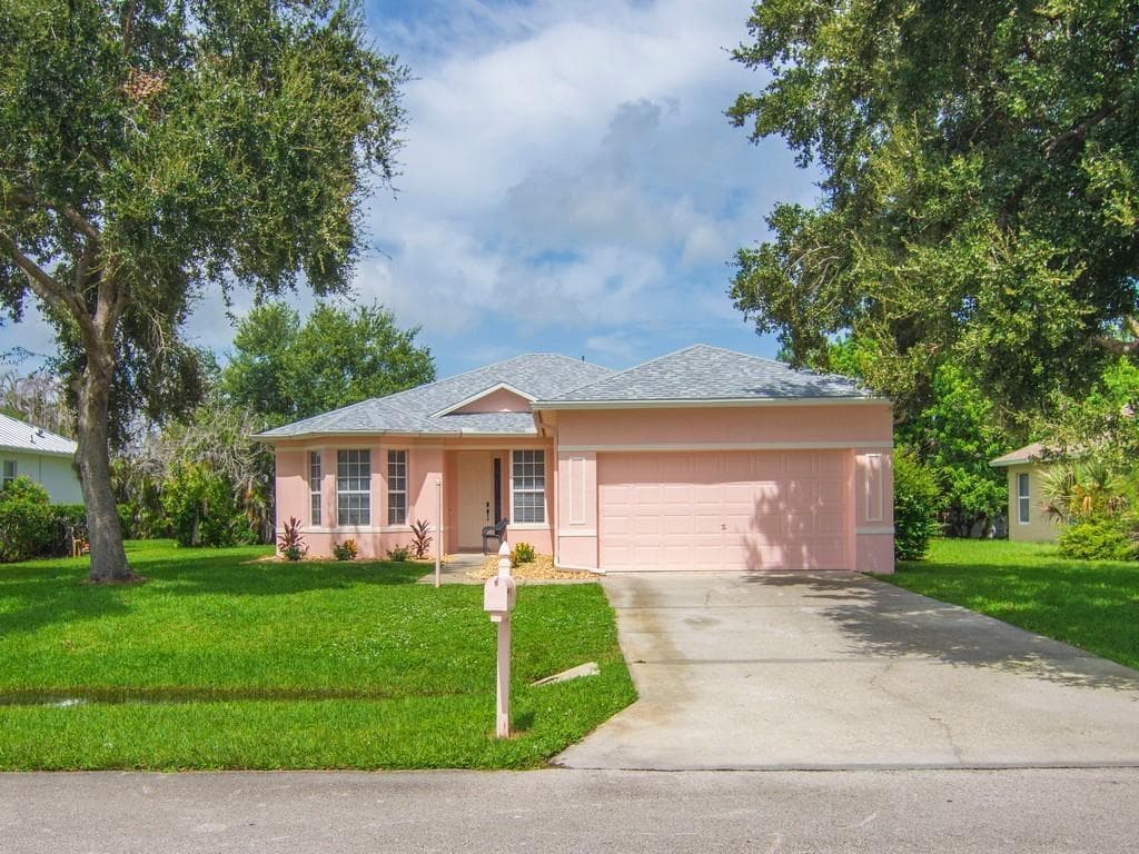 4815 47TH Court, Vero Beach, FL 32967