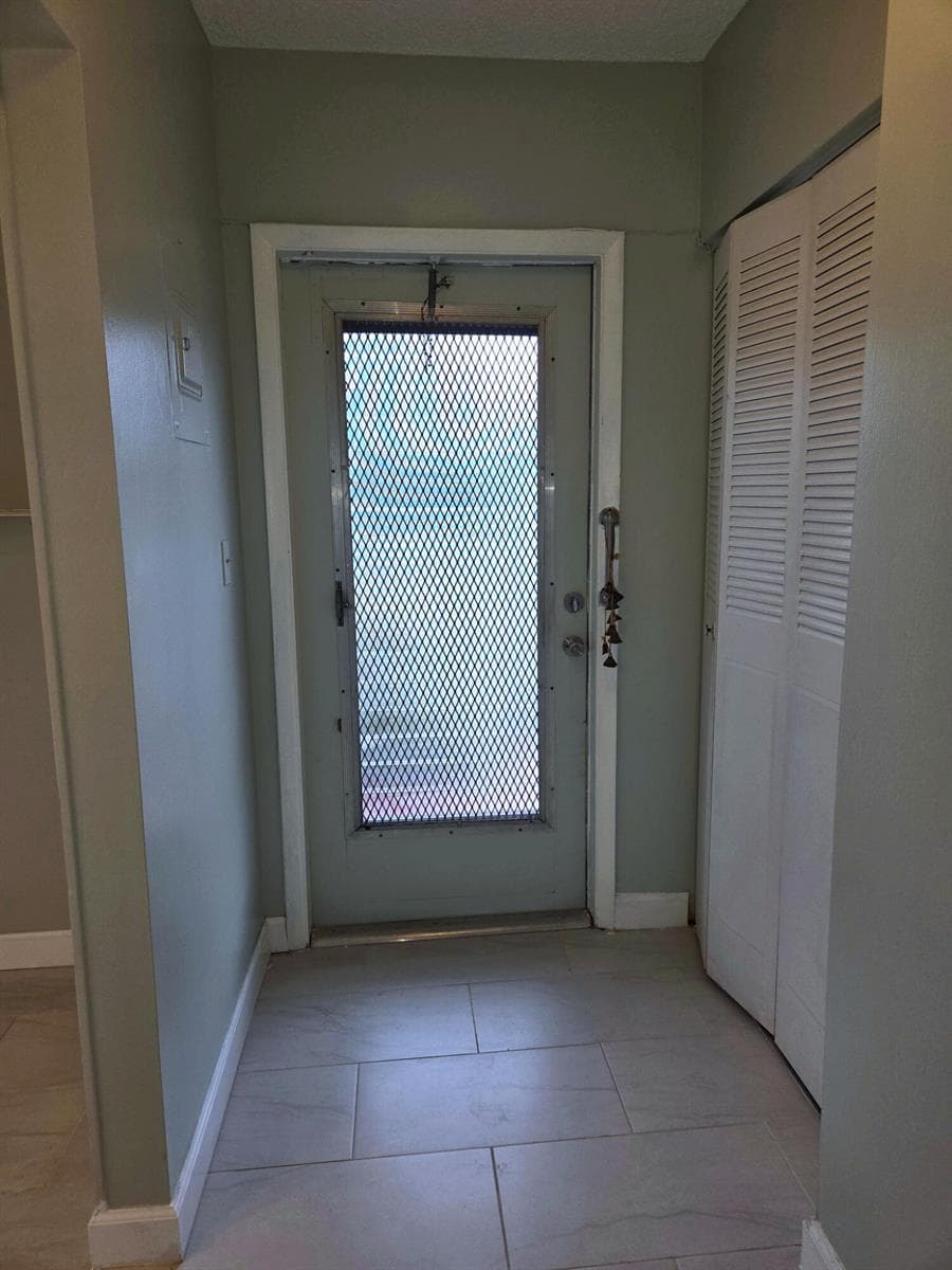 5071 W OAKLAND PARK Boulevard # 109, Lauderdale Lakes, FL 33313 photo 2