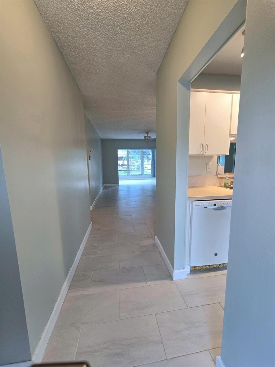 5071 W OAKLAND PARK Boulevard # 109, Lauderdale Lakes, FL 33313 photo 4